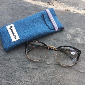Soola eyewear glasses
